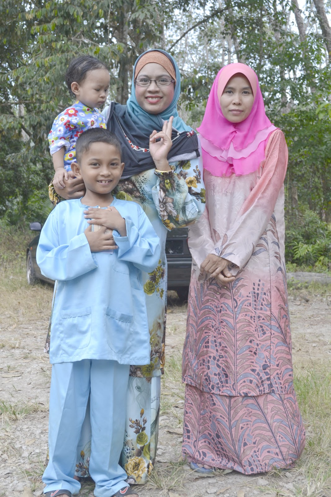 Orang kawin. Kawin. Orang kawin. Muzdalifah. Orang kawin.