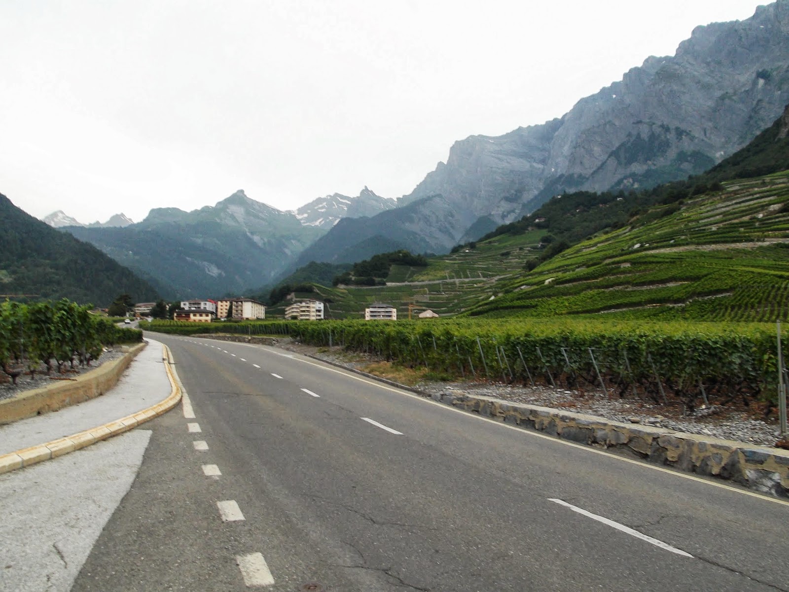 1001 PUERTOS ALTO DE LA ESTACIÓN DE ESQUÍ DE OVRONNAZ (por Ardon)