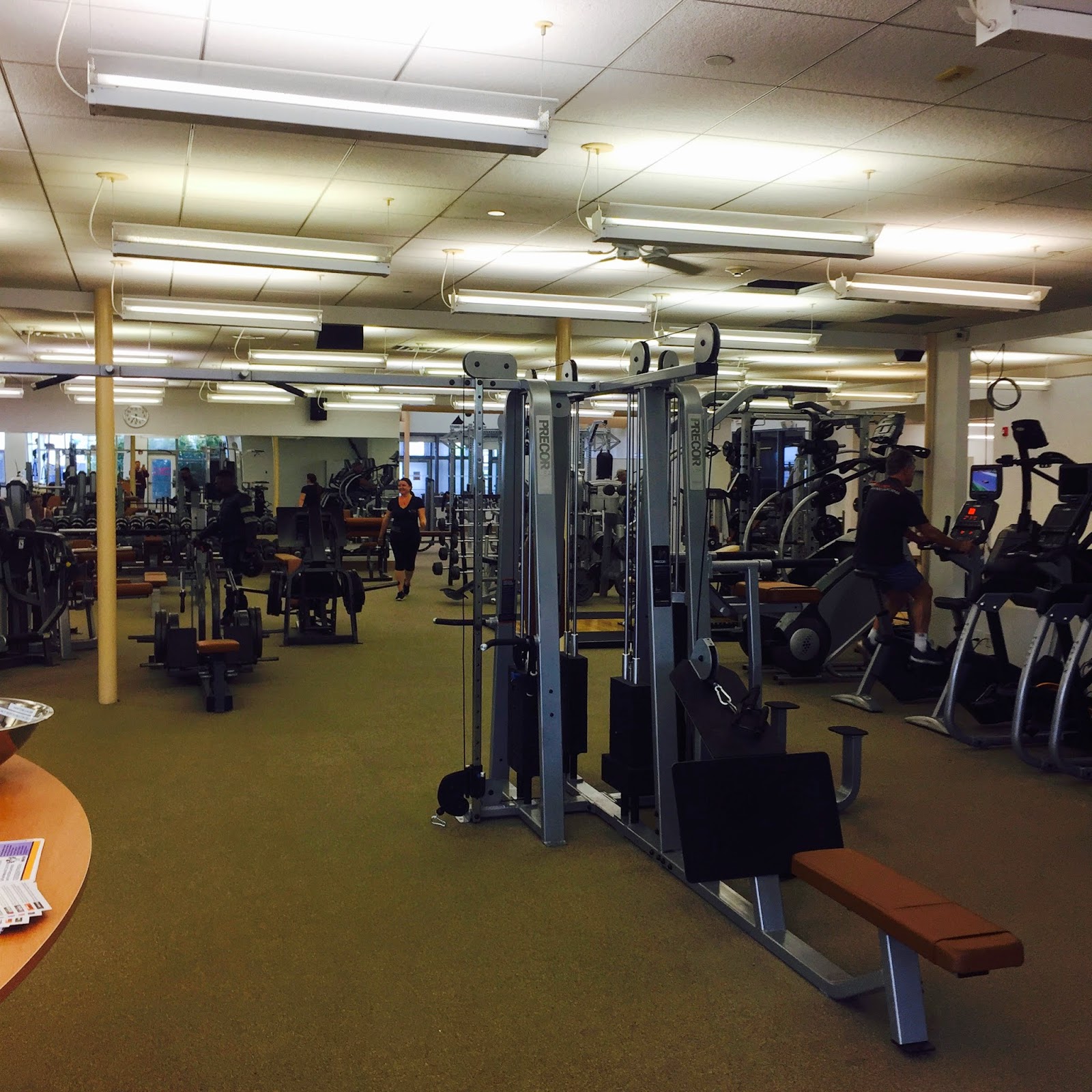 Hamptons Chatter RECON FROM THE NEW HOME GOODS... SAG GYM IS OPEN AGAIN!