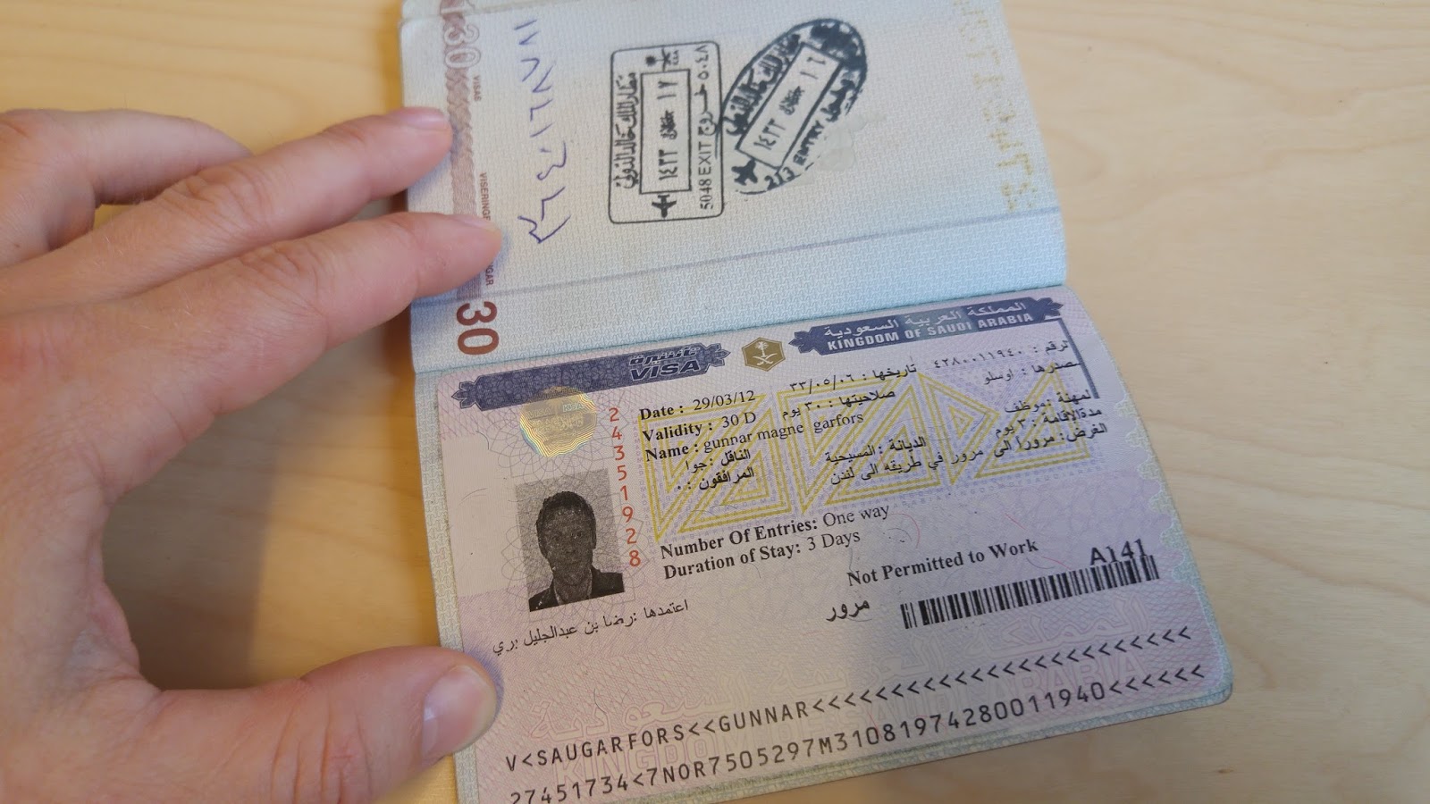 Transit visa. Виза Саудовская Аравия. Транзитная виза в Саудовскую Аравию. Транзит виза.