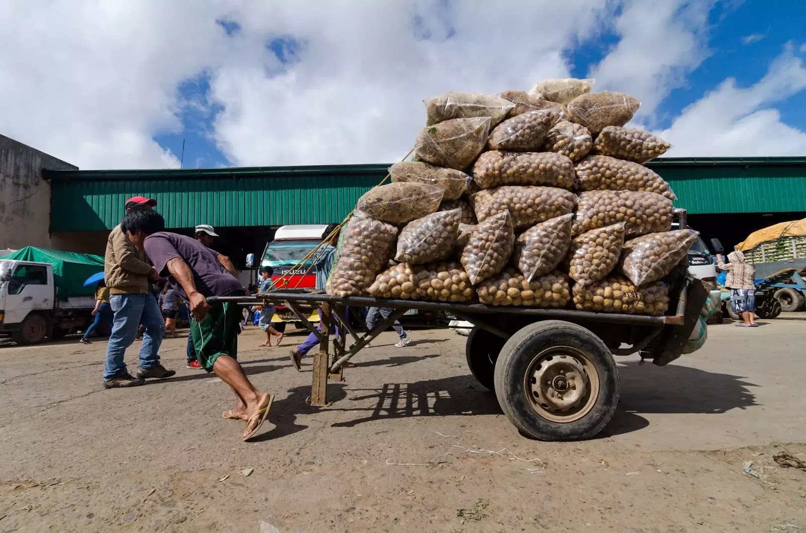 Porter Mordernized Improvised Cart Trading Post La Trinidad Benguet Cordillera Administrative Region Philippines