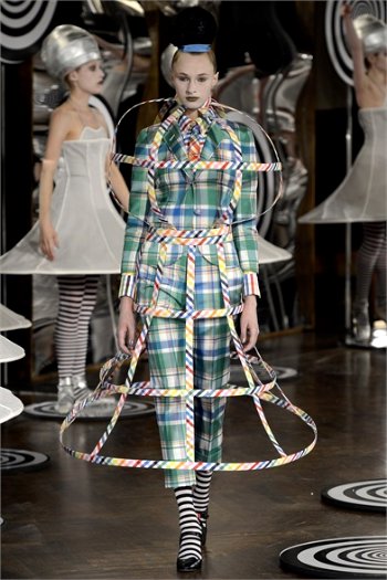 Art Fashion Creation: The Fashion Show as Artistic Medium.