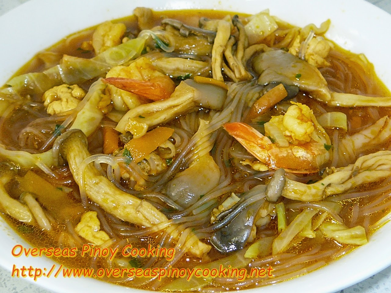 Mushroom Sotanghon Noodle Soup