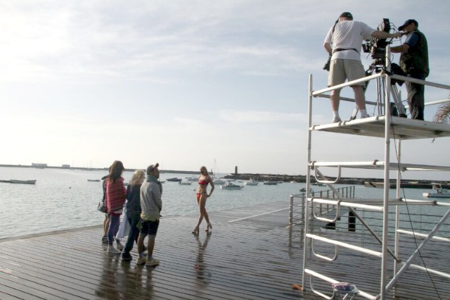 Lanzarote_en_el_catálogo_de_verano_de_El_Corte_Inglés_03