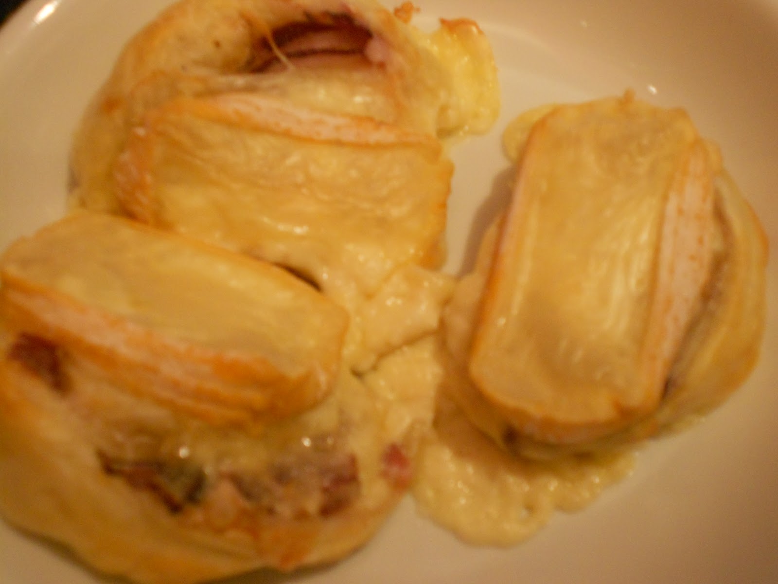 Verboten gut ⚠: Pikante Blätterteigschnecken mit Münsterkäse