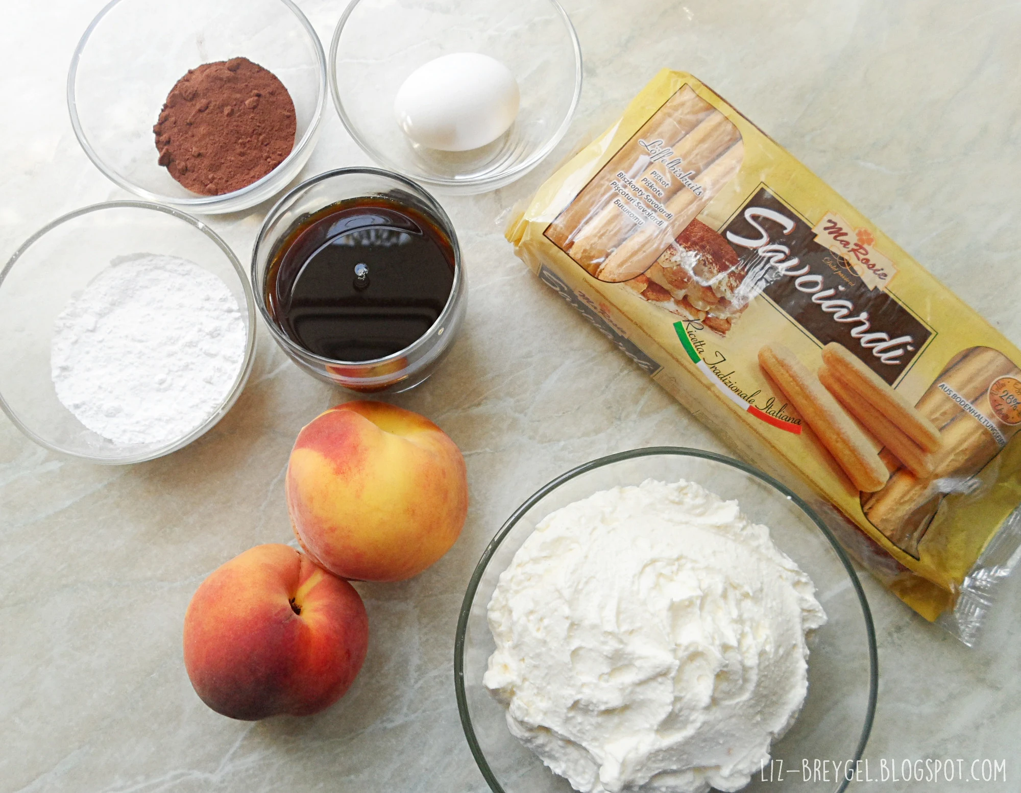 beauty and lifestyle blogger Liz Breygel share pictures and step-by-step recipe on how to prepare a jumbo peach tiramisu dessert for summer