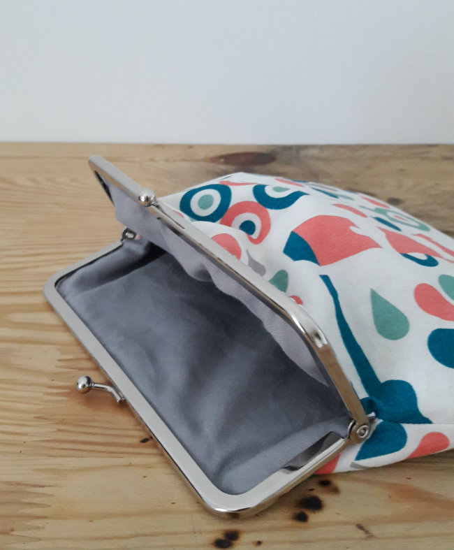 Clasp clutches, retro clasp clutches/ make up bags | by Happy in Red Clasp clutches, retro clasp clutches/ make up bags | by Happy in Red