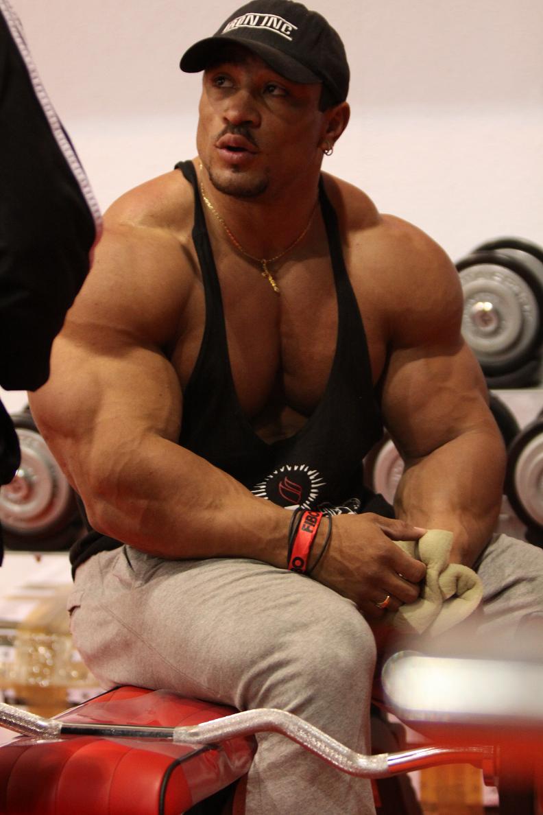 Brad Rowe бодибилдер