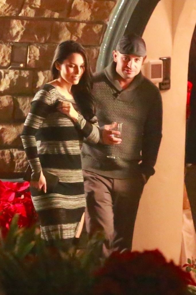 Olivia Munn // Spotted exiting the Seth MacFarlane holiday party in