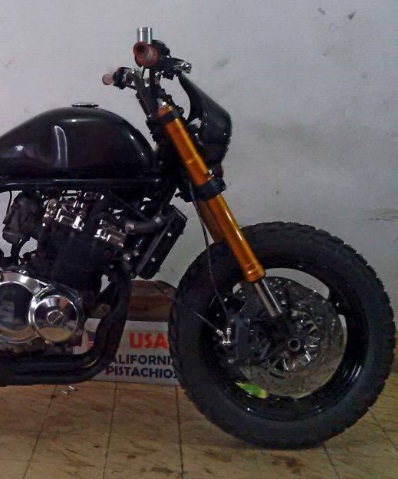 Suzuki Bandit скремблер