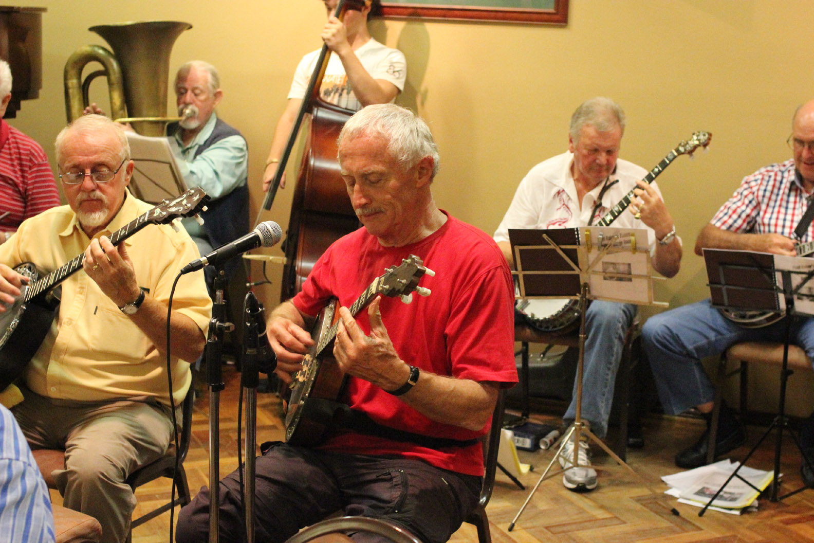Sydney Banjo Band JAZZ.!!.Banjo...!!! The Sydney Banjo band got