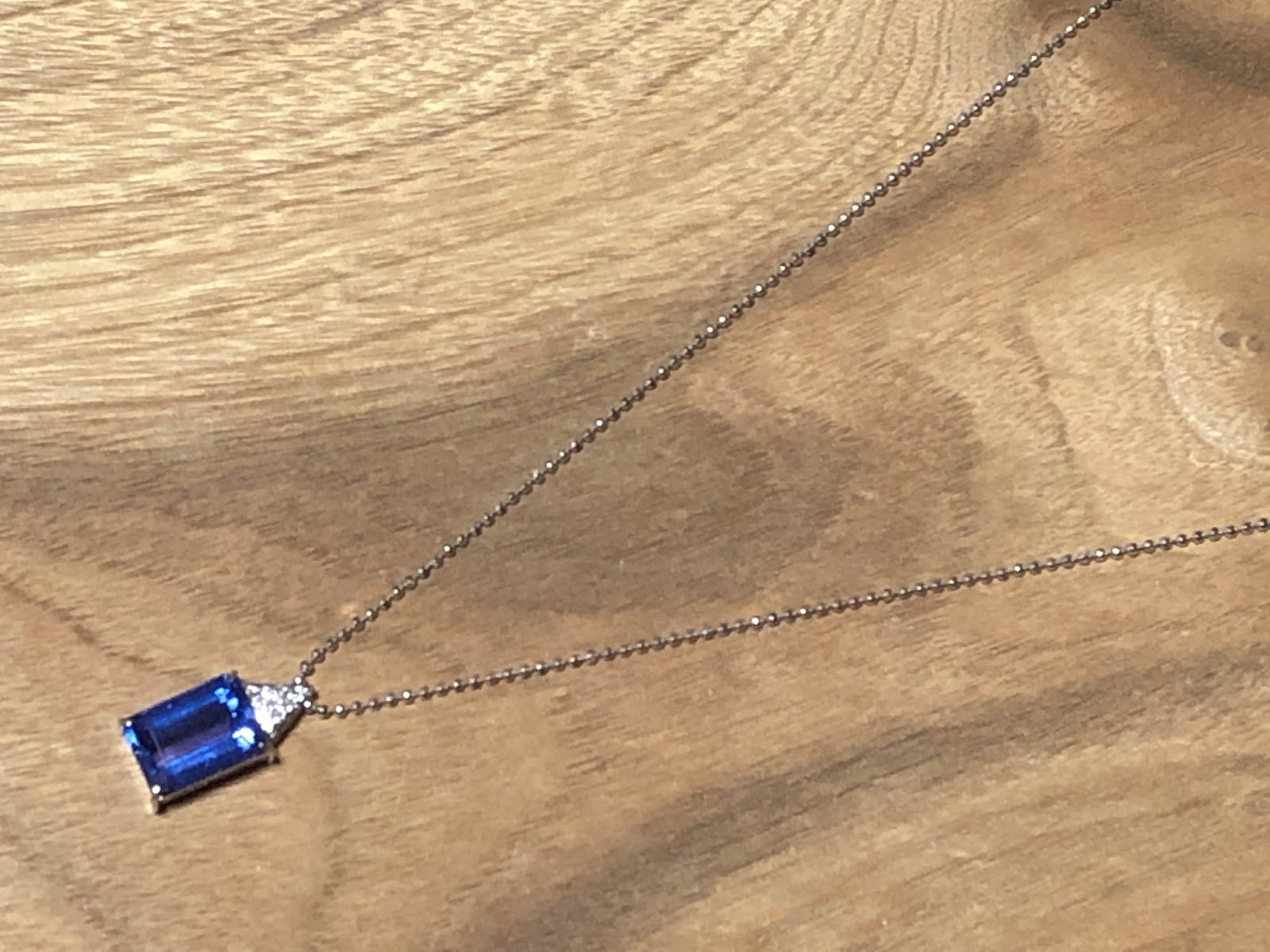 ナチュラルネイビー 高品質.真珠ネックレス ダイヤモンド付き