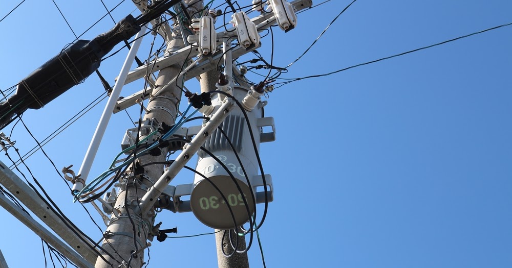 丸浜不動産blog 垂れ下がっている電話線を発見したら