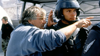 Paul Verhoeven en el rodaje de Starship Troopers Paul Verhoeven en el rodaje de Starship Troopers