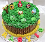 Angry Bird Cake