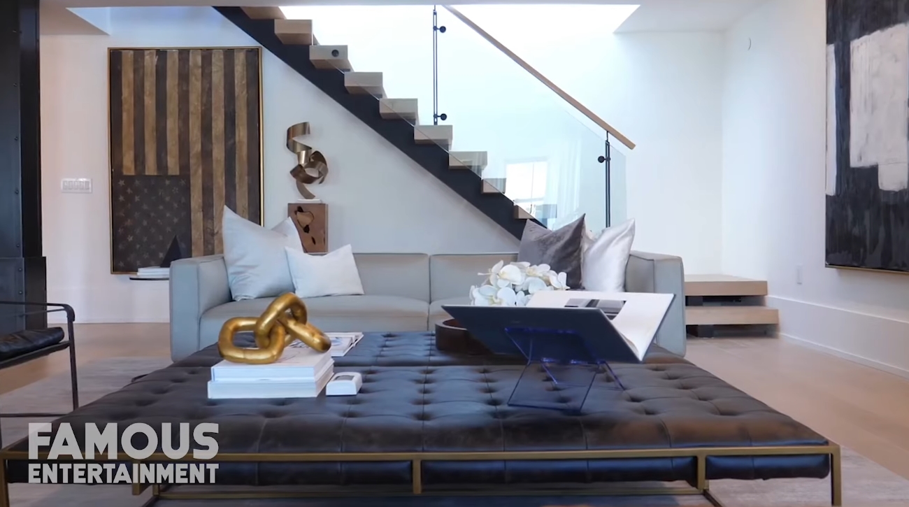 19 Photos vs. Lewis Hamilton | House Tour | $80 Million New York Penthouse - Luxury Condo & Interior Design Tour