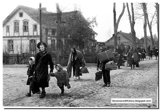 German refugees fleeing Grantsa District April 1945