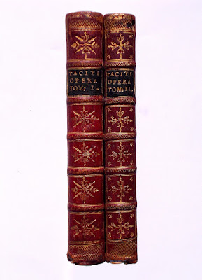 Tacito - opera omnia - edizione curata da Gronovius Tacito - opera omnia - edizione curata da Gronovius - 1743 - libro antico
