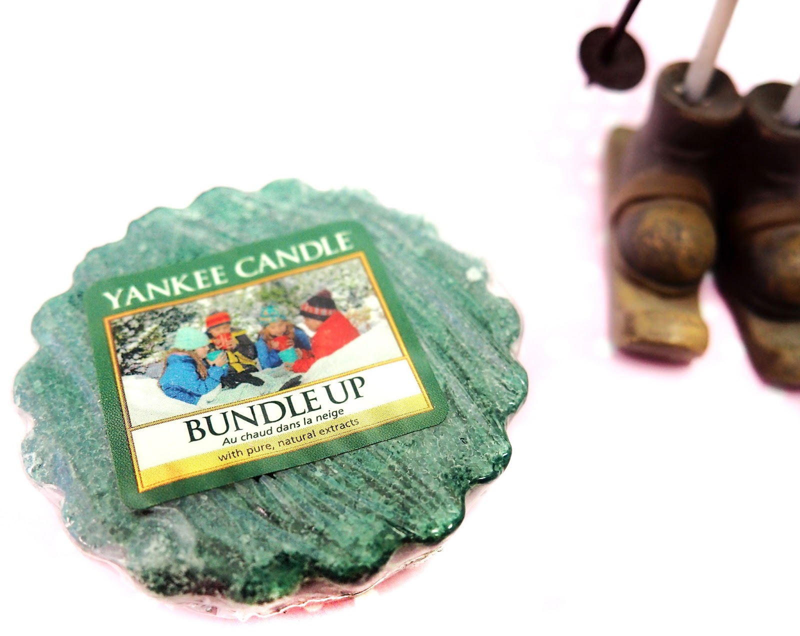 Yankee Candle 2015 Christmas Candle Review Yankee Candle 2015 Christmas Candle Review