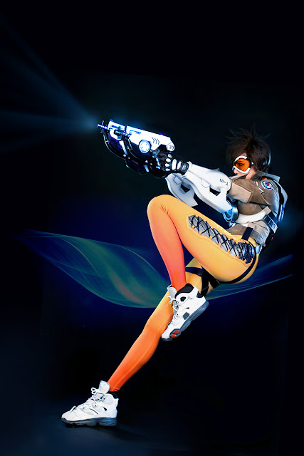 Tracer Overwatch Cosplay