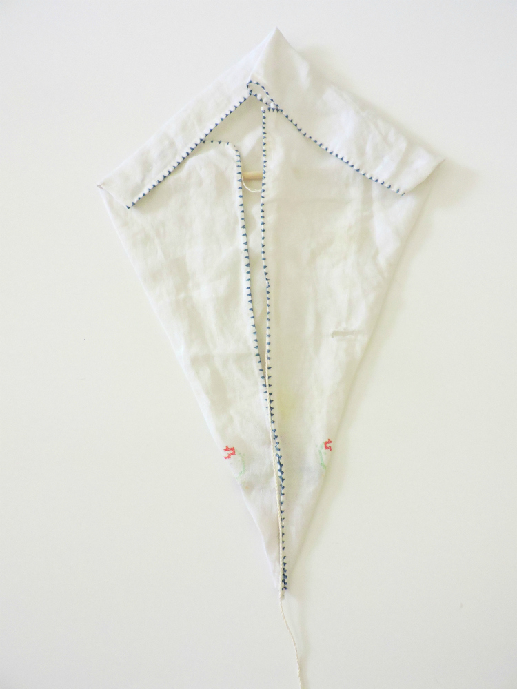 stormieariel DIY Vintage Fabric Kites