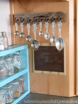How to Make a Measuring Spoon Rack from Barn Wood How to Make a Measuring Spoon Rack from Barn Wood