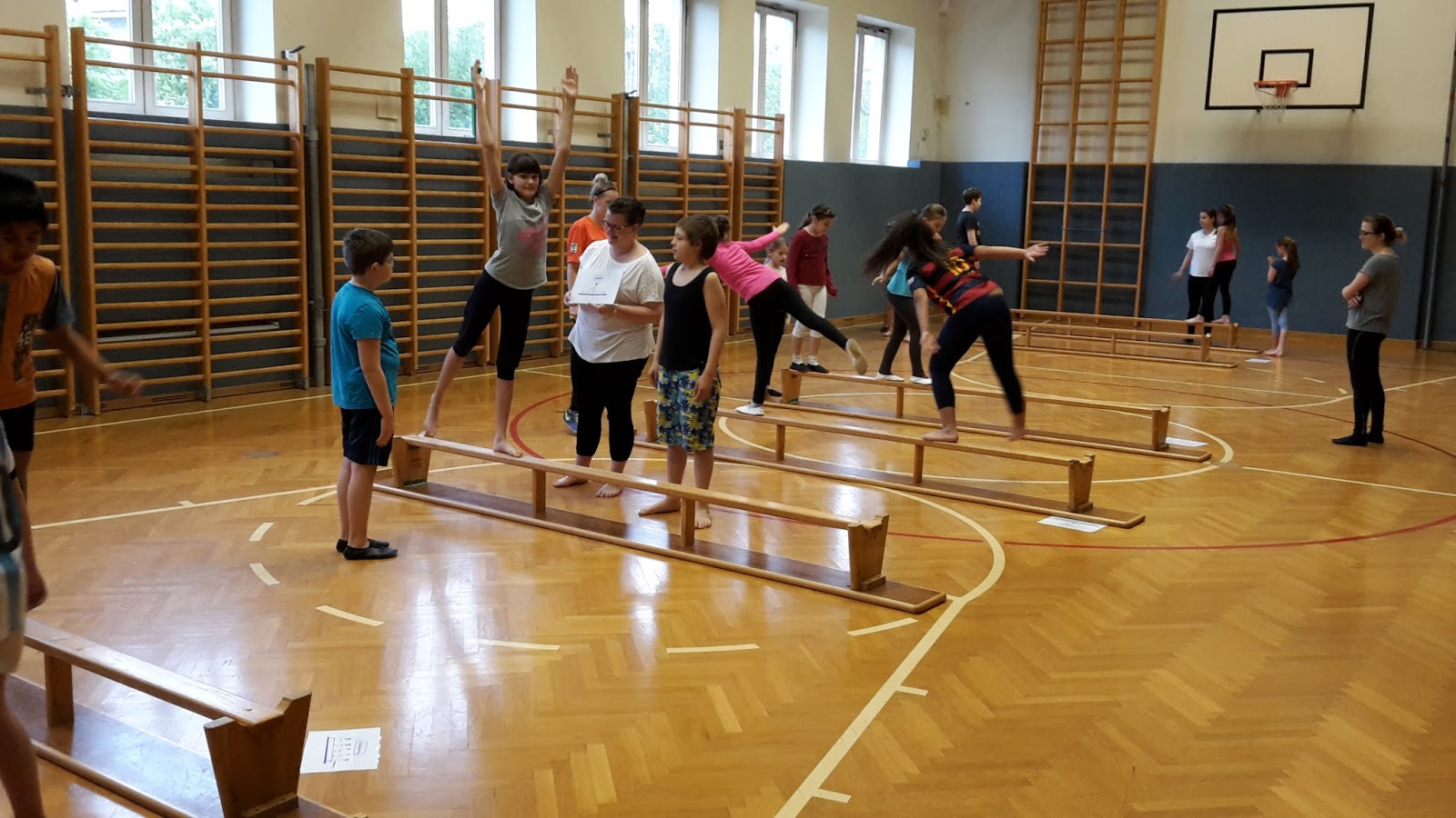 Balken mit Maria | Die Idee für BSP