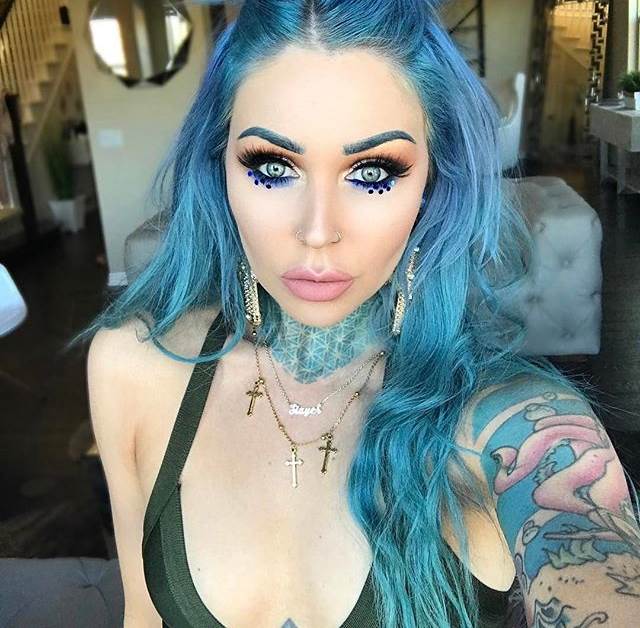 Foto Model Wanita Bertato Paling Top Dan Hot, Asli Seksi Semua