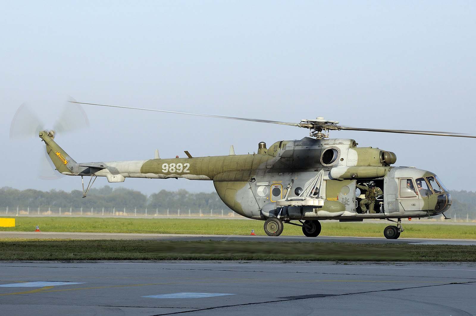 nhungdoicanh: Mil Mi-171 Hip-H