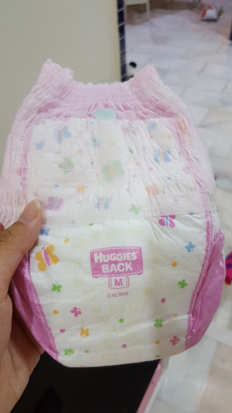 huggies ultra m