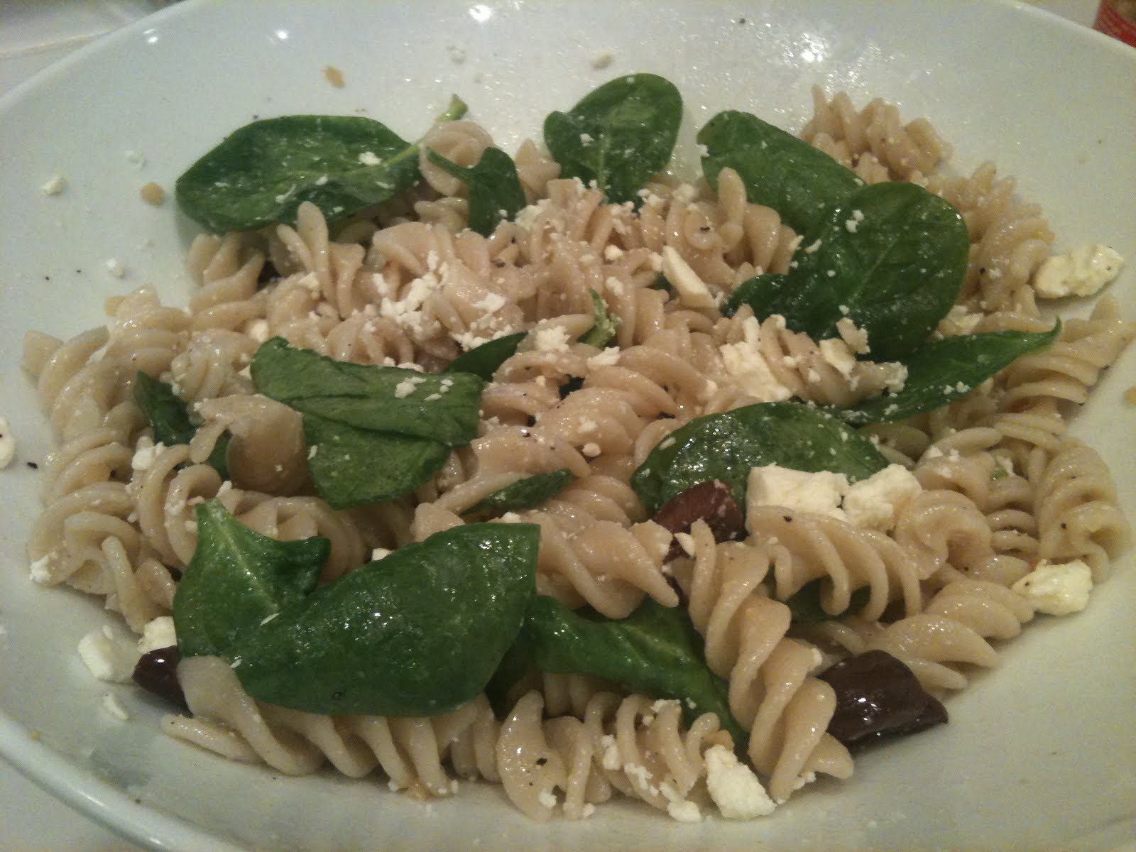 ORGANIC AND TASTY RECIPE RICE NOODLES WITH SPINACH & FETA