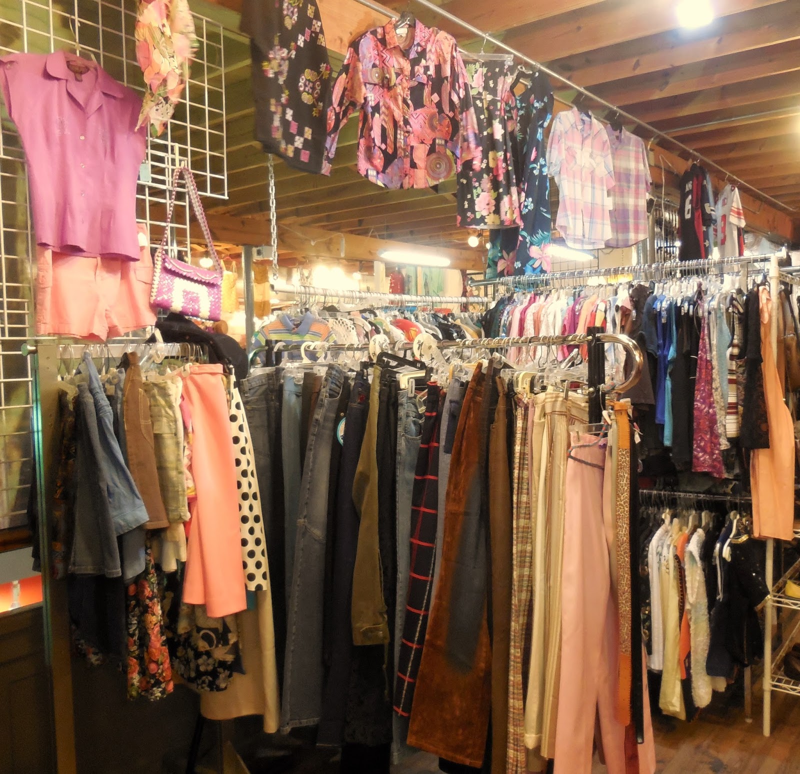 Babylon Sisters Retropolis Vintage Superstore Houston Texas