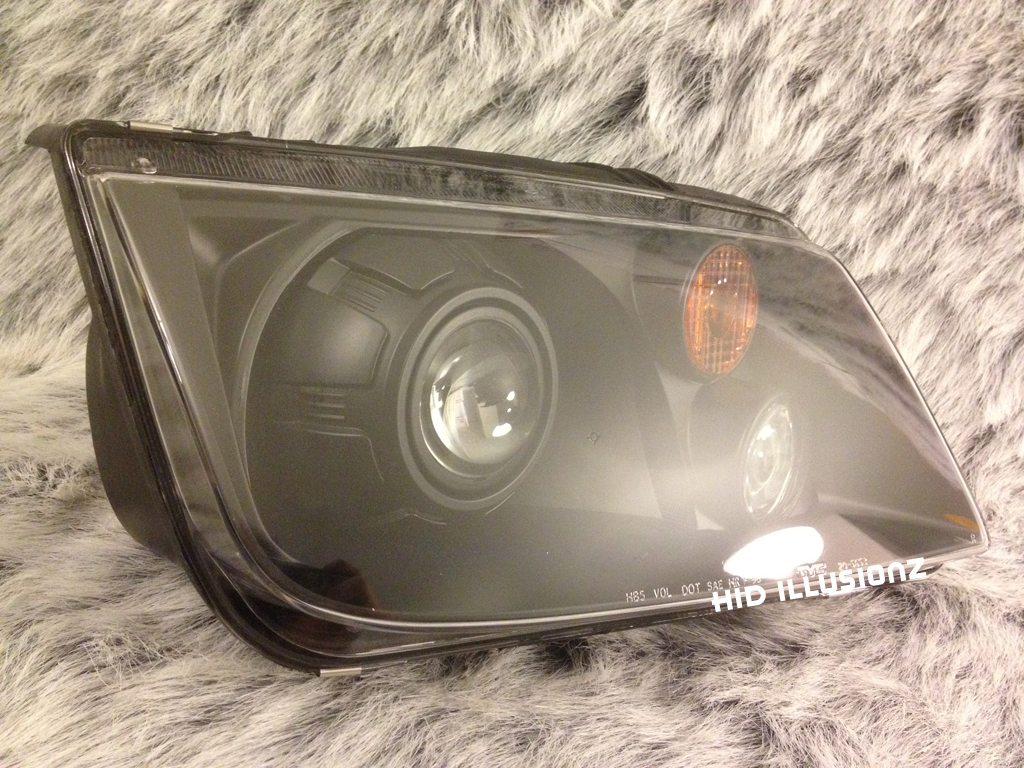 HID ILLUSIONZ Volkswagen Jetta MK4 FXR Orbit HID Retrofit Projector