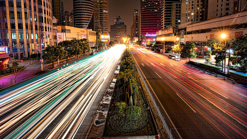 Traffic on the Shanghai Streets HD