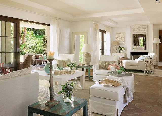 Decoração de casa de praia em branco e verde. Blog Achados de Decoração Decoração de casa de praia em branco e verde. Blog Achados de Decoração