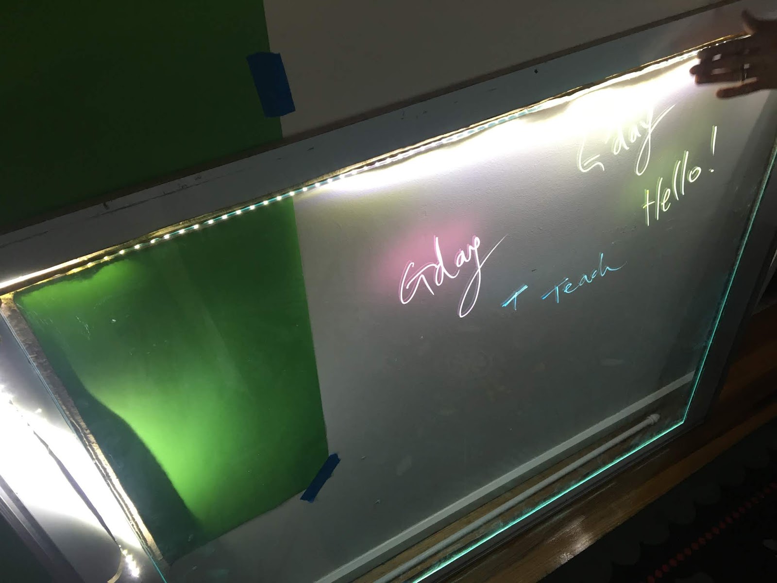 Building a Custom Lightboard Portable, robust and tall!