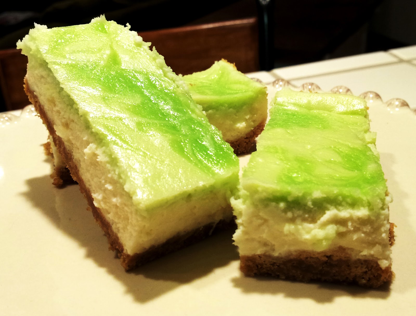 La Mia Dolce Vita In Italia Key Lime Cheesecake Bars la-mia-dolce-vita-in-italia-key-lime-cheesecake-bars