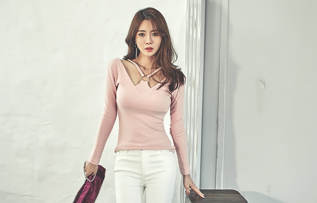 Korean Model Lee Sihyun on Magazine Jan 2017