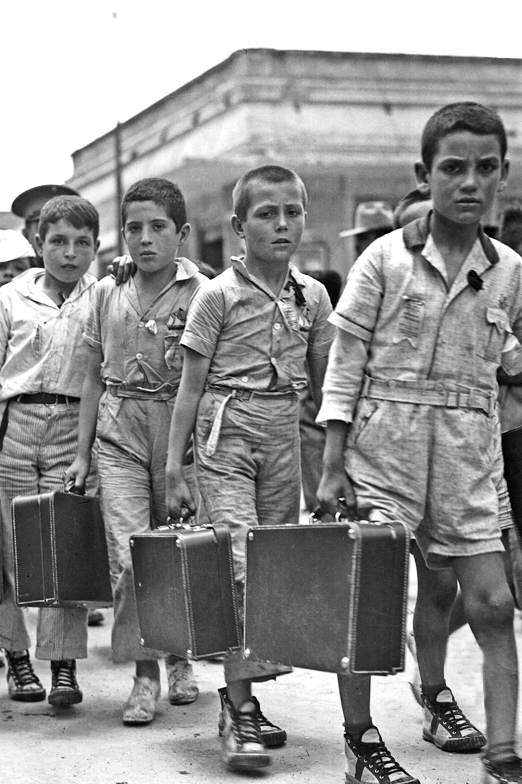 México fue, después de Francia, el segundo país en importancia en la recepción de refugiados españoles, a sus tierras llegaron alrededor de 20 mil. Foto: Llegada de niños españoles a Veracr
