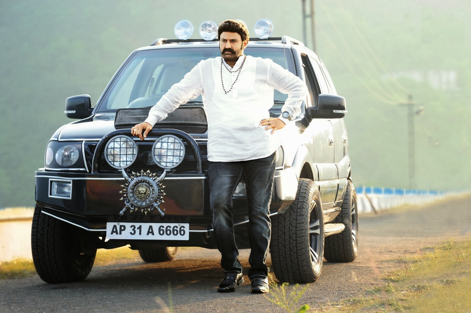 Balakrishna+Legend+Movie+First+Look+-+HD