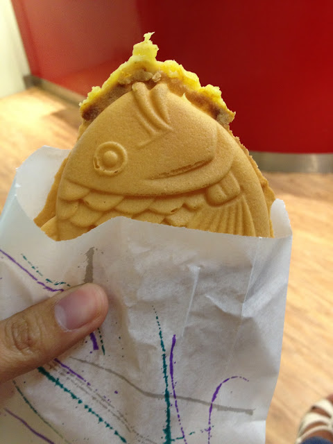 Share Tea's fish_shaped waffle