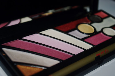 Different shades in the pupa makeup clutch