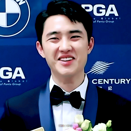 DownrightPeriodicIsabellinewheatear-size