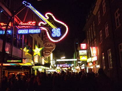 Information Dose: Reeperbahn in Hamburg