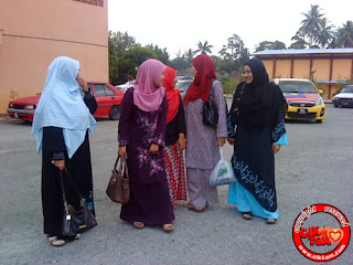 Sebelum bertolak pun nak posing dulu...