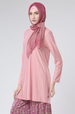 perpaduan warna baju dan jilbab yang serasi