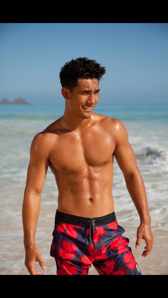 A Gay Man&rsquo;s Paradise: Kekoa Kekumano as Young Aquaman