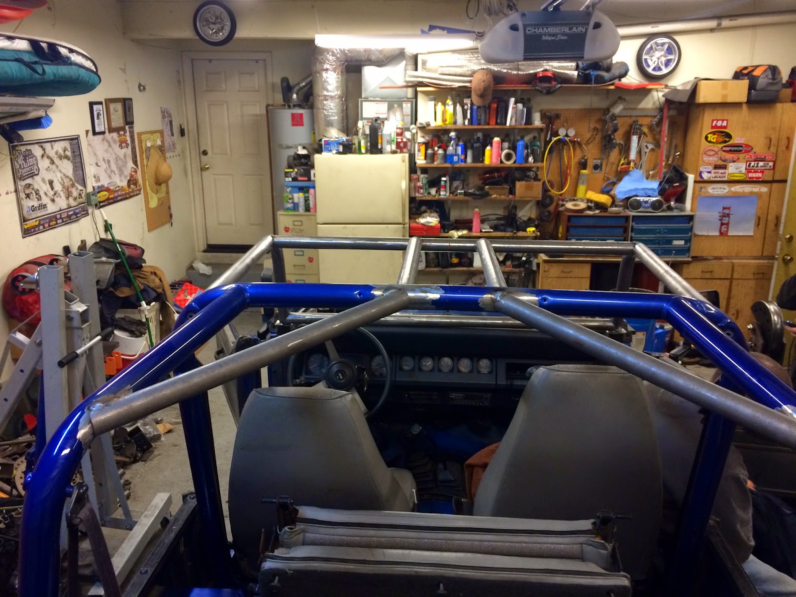 95 YJ Jeep Building a Custom Roll Cage