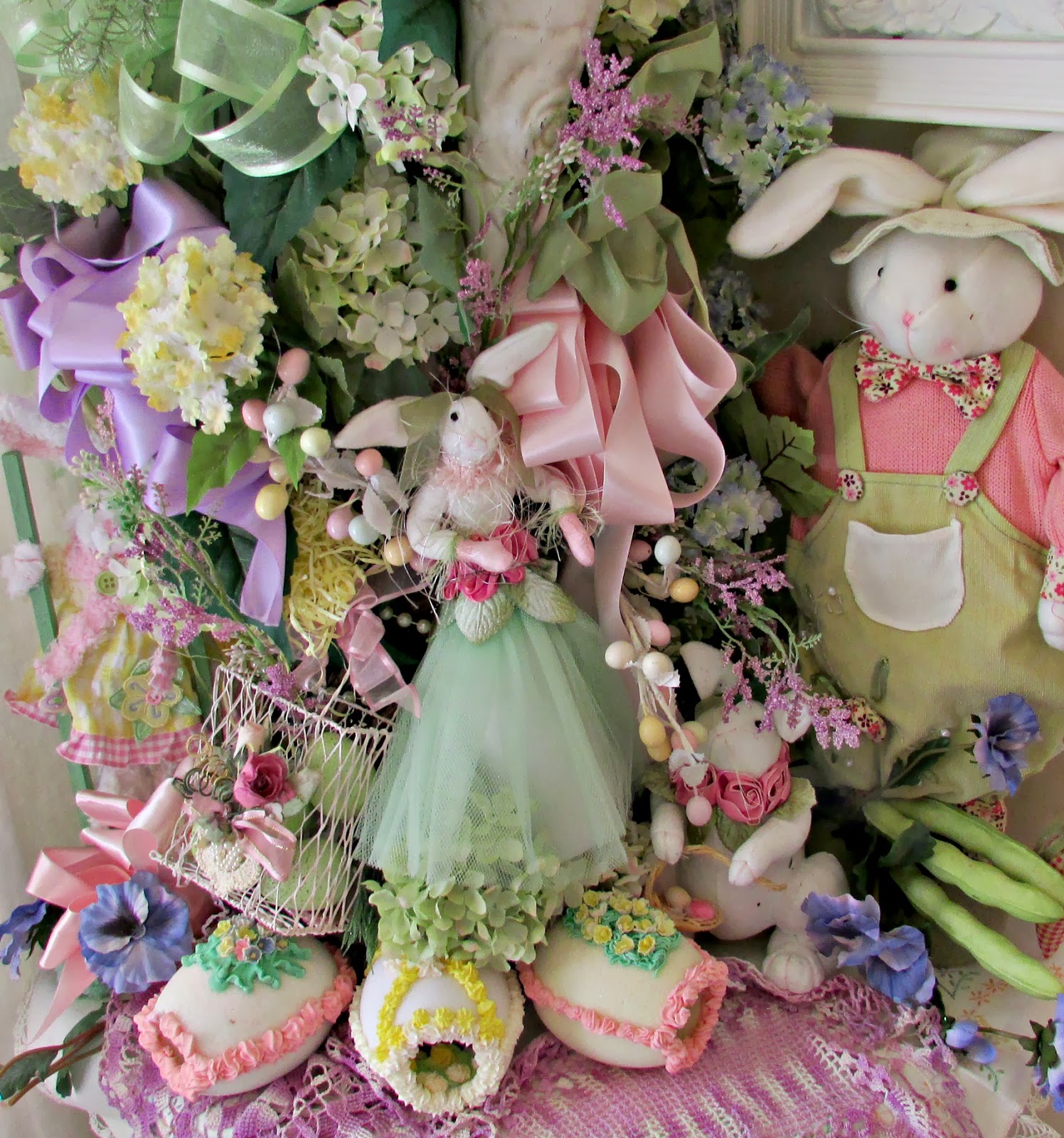 Penny's Vintage Home Pastel Easter Tree
