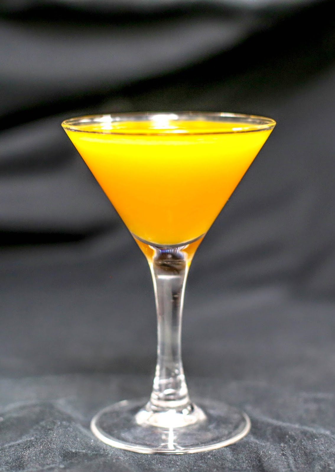 My FAT Me Ania !!! Mangopassionfruit martini with superpowers/ Martini o smaku mangomarakuja